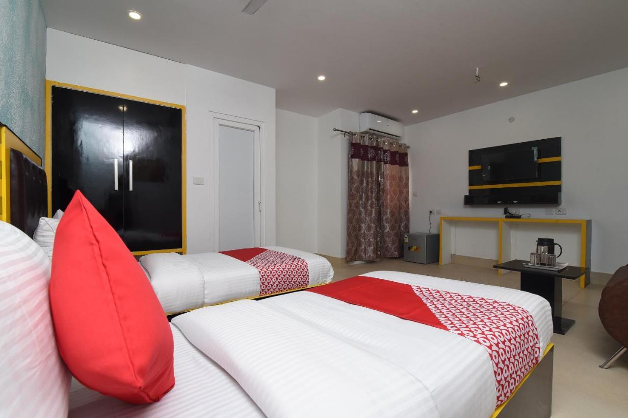 Capital O 13310 Noida Suites Εξωτερικό φωτογραφία