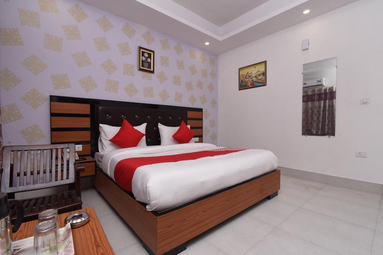 Capital O 13310 Noida Suites Εξωτερικό φωτογραφία