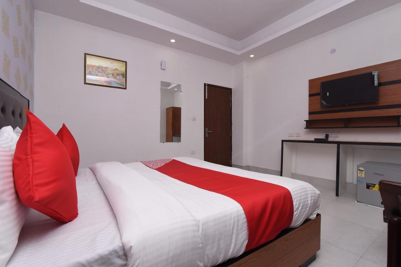 Capital O 13310 Noida Suites Εξωτερικό φωτογραφία
