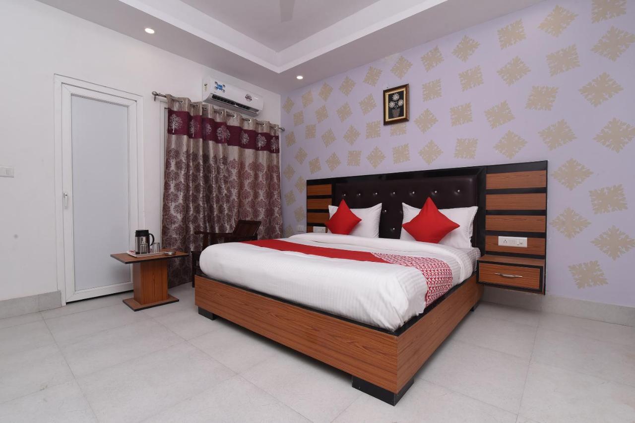 Capital O 13310 Noida Suites Εξωτερικό φωτογραφία