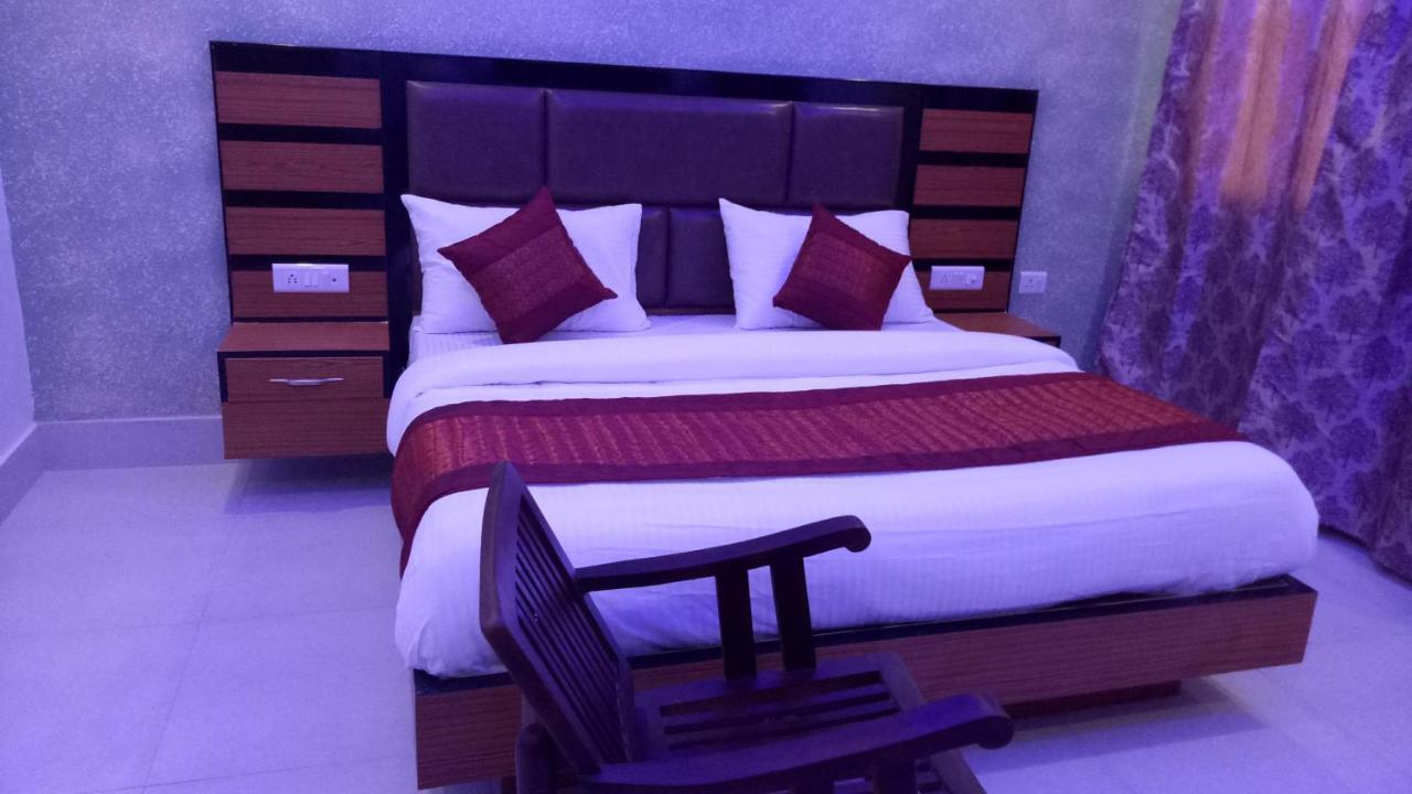 Capital O 13310 Noida Suites Εξωτερικό φωτογραφία