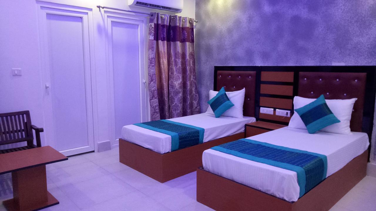 Capital O 13310 Noida Suites Εξωτερικό φωτογραφία