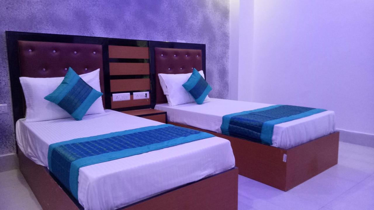 Capital O 13310 Noida Suites Εξωτερικό φωτογραφία